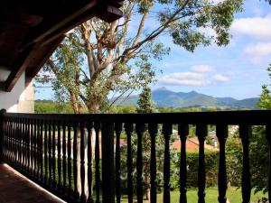 Villas Somptueuse villa Basque avec vue sur la Rhune et grand jardin - FR-1-239-1145 : photos des chambres