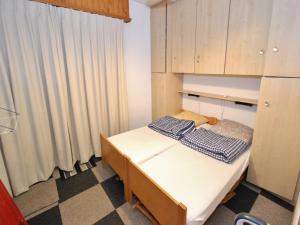 Apartment in La Tzoumaz by Ski Lift