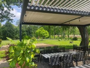 Campings Mobil Home avec Terrasse pour 4 personnes - API-1-52-483 : photos des chambres