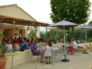 Campings Mobil home 4 pers avec terrasse a Venterol - API-1-52-614 : photos des chambres