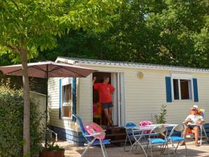 Campings Mobil home 4 pers avec terrasse a Venterol - API-1-52-614 : photos des chambres