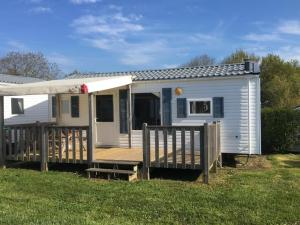 Campings Mobil home cosy avec terrasse - 4 pers, 2 ch - API-1-52-241 : Mobile Home