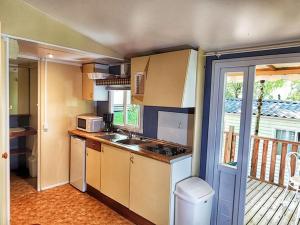 Campings Mobil home avec Terrasse - 2 Chambres pour 4 Pers. - API-1-52-412 : photos des chambres