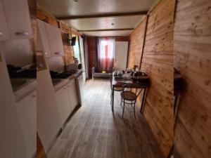 Campings Chalet pour 5 pers avec Terrasse - API-1-52-634 : photos des chambres