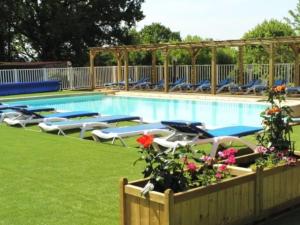 Campings Mobil home spacieux avec terrasse a Limeuil - API-1-52-601 : photos des chambres