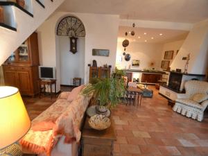 Peaceful Villa Stay in Rapallo