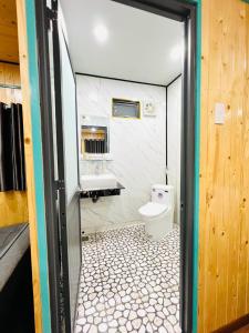 Hồ Tràm Pink house