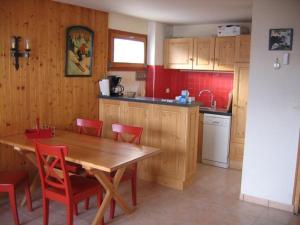 Appartements Charmant 2 pieces au coeur du Chinaillon - 4 Pers. - FR-1-458-243 : Appartement