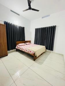 CT HOMESTAY, Omassery