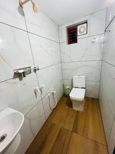 CT HOMESTAY, Omassery