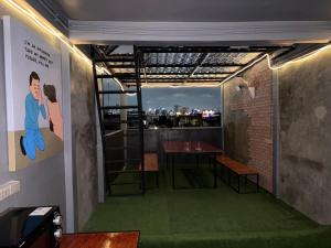 Nomad Yard Hostel