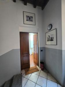 Room #1473803201