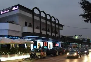 Business Hotel - SantʼAntimo