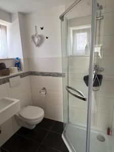 Ferienhaus nähe Stadtpark, renoviert, Businesswohnung, Monteurwohnung, Geschäftsreisendewohnung, Garten, Balkon,Parkplatz