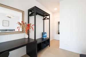 Perfectly situated condo with amazing views