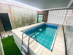 Homestay Kota Bharu Kolam Renang Indoor Che Yam