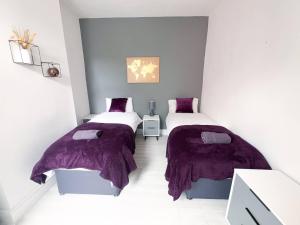 5BDR Manchester Stay | Tram Access|Free St Parking