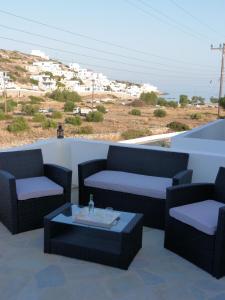 Ioli Apartments Sikinos Greece