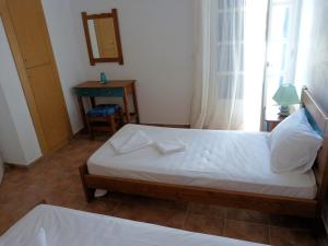 Ioli Apartments Sikinos Greece