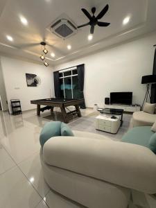 NEW! Modern comforts in a Semi-D Muar