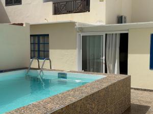 Villa LiLo Private House with Heated Pool