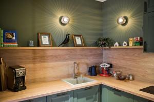 Central oLiv Apartment with free parking