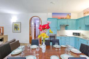 Bennys Seaside Escape Sliema