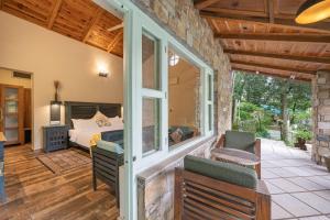 Echor Malusara Lakeview Retreat Bhimtal