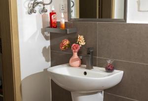 Remi comfort and serene home