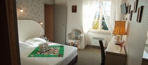 Hotels Logis Hotel Restaurant La Vieille Auberge, Art and Gallery : photos des chambres