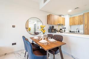 Full Cleveland & Canal View - 5 min walk from Cleveland, ADGM and Galleria - Big Balcony - High Floor