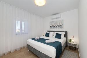 Holiday house Luca with private pool