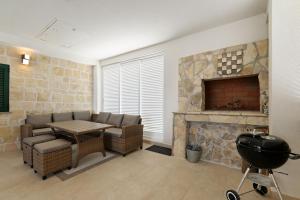 Holiday house Luca with private pool