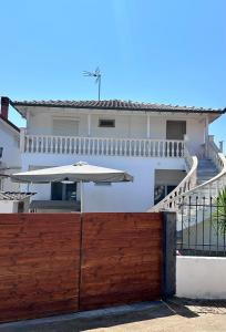 Villa Nikis