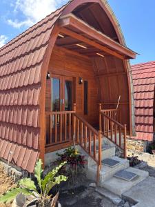 Ekas Rising Coffee And Cottages