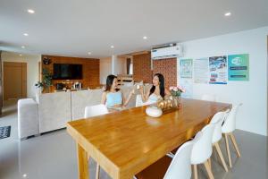 Bubble Sea Beachfront Chaam