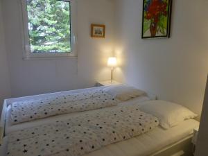 T2 piscine à 300m de la mer