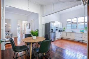 Central Haven Milton 4BR Sleeps 10