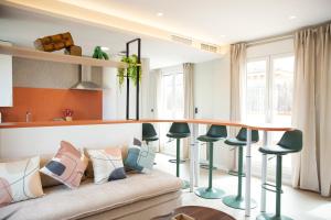 Zabella Ossau - Nuevo ático a estrenar en el tubo