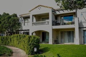 Bright, Airy 2BR with Private Patio, Fast WiFi, Family Friendly