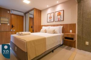 Conforto em Studio no Caminho das Árvores