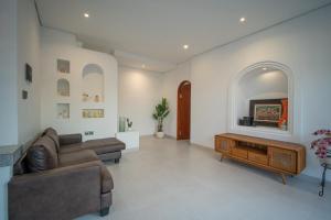 PRIVATE POOL VILLA HASTana Klaci