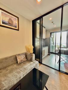 The Base Condo Central Pattaya Sea View Room