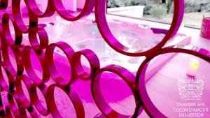 Cocon Damour En Luberon - Chambre Spa a proximite de lIsle sur la Sorgue