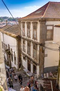 Porto Haven - Under the Luís I Bridge