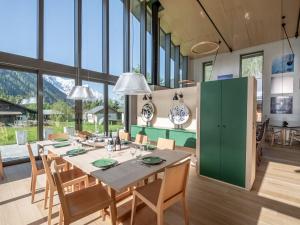 Chalets Chalet contemporain avec sauna, cheminee, et grand jardin - FR-1-343-243 : photos des chambres
