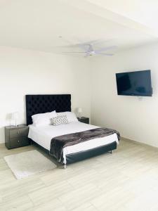 APARTAESTUDIOS INDEPENDIENTES CASA MIRAFLORES g