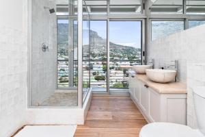 Penthouse with Majestic Views