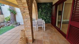 Apartamento con Jardín a 30 segundos de la playa