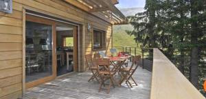 Maisons de vacances Glorious chalet 200m ski resort slopes view : photos des chambres